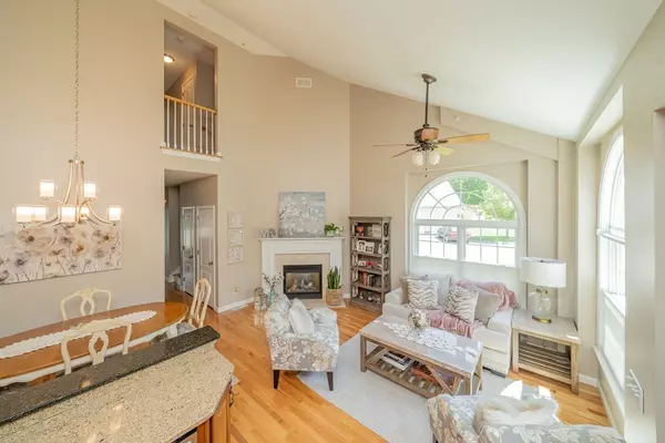 Agawam, MA 01001,145 Brookfield Lane #145