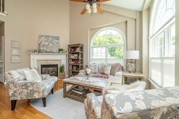 Agawam, MA 01001,145 Brookfield Lane #145