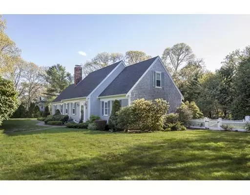 36 Wequasset Rd, Harwich, MA 02646