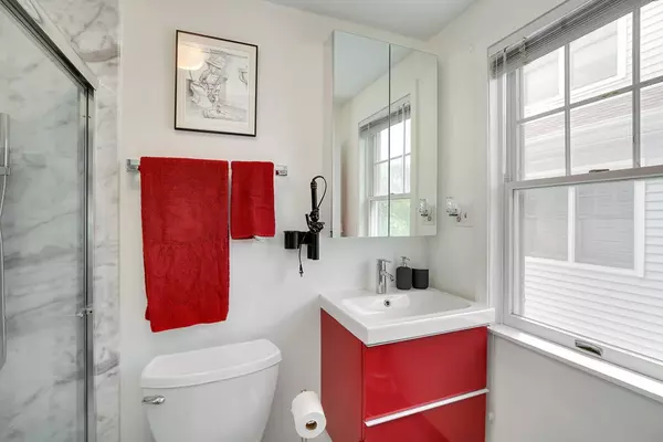Mansfield, MA 02048,20 Webb Pl #3C
