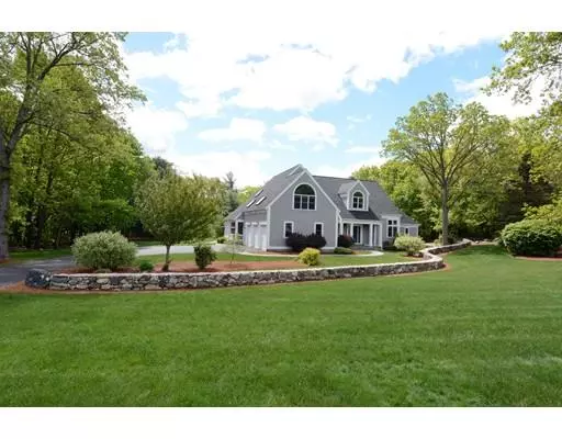 246 Stearns Rd, Southborough, MA 01772