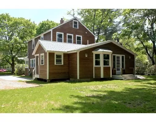 Wayland, MA 01778,15 Lake Road