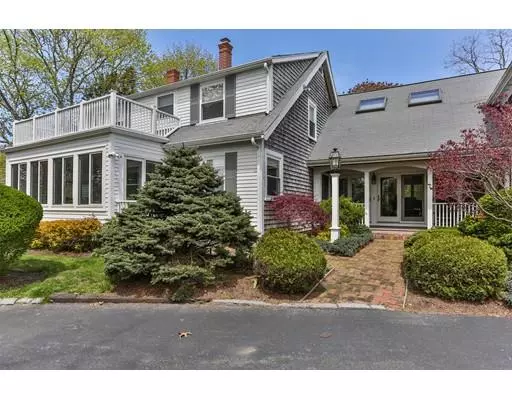 Barnstable, MA 02632,1258 Craigville Beach Rd