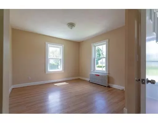 Johnston, RI 02919,60 Hunter Ave