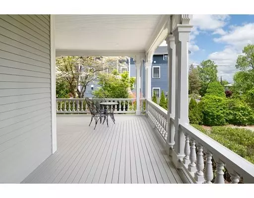 Newton, MA 02459,73 Herrick Road