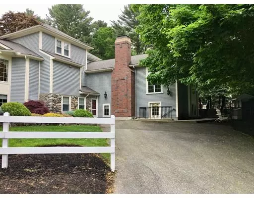 Lynnfield, MA 01940,259 Summer St