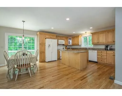 Charlton, MA 01507,29 Colicum Drive