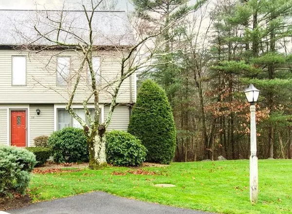 3 Village Way #F, Norton, MA 02766