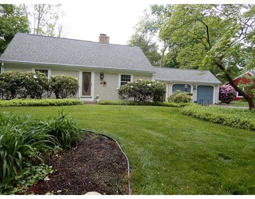 88 Metcalf Rd, North Attleboro, MA 02760