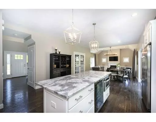 Hanover, MA 02339,70 Sunset Point