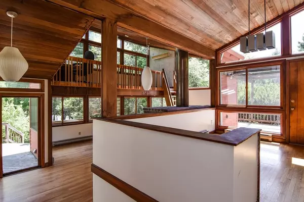 Sherborn, MA 01770,263 S Main St