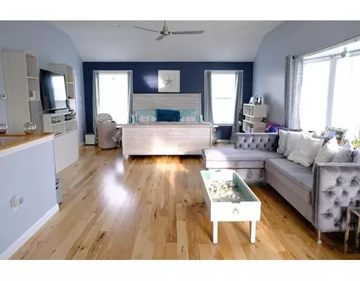 Milford, MA 01757,6 Covino Rd