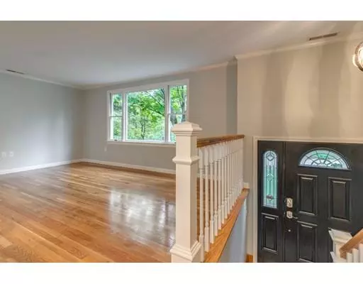 Lexington, MA 02420,105 Blossomcrest Rd