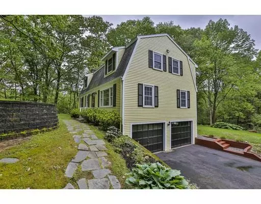 537 Ipswich Rd, Boxford, MA 01921