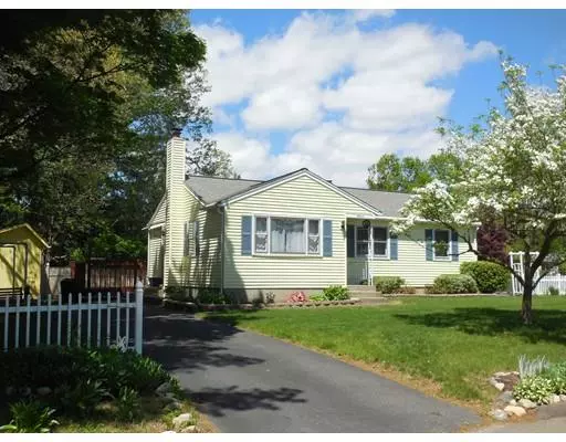 Easthampton, MA 01027,11 Division St W