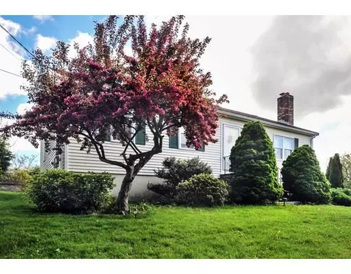 12 Harborview Road, Hull, MA 02045