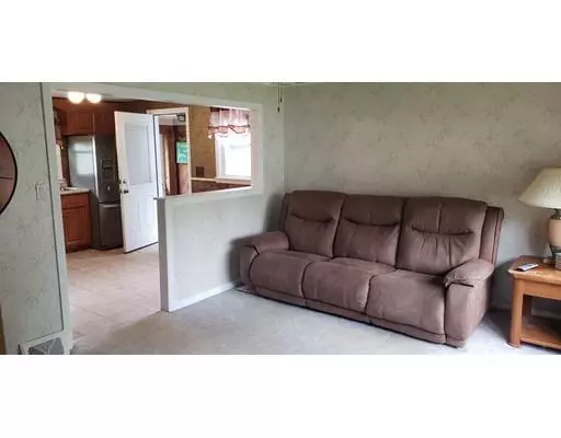Oxford, MA 01540,9 Wheelock St