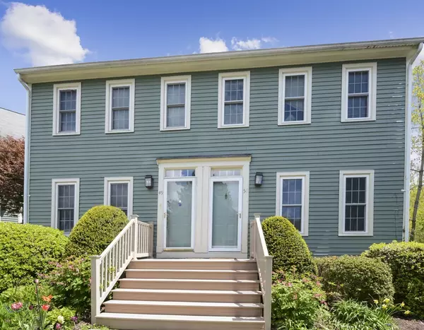 51 Brookdale Ciircle #51, Shrewsbury, MA 01545