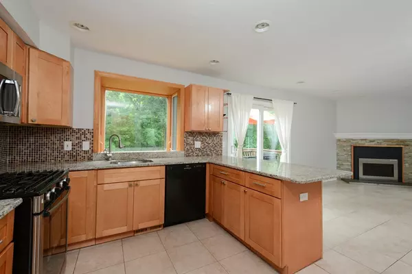 Shrewsbury, MA 01545,51 Brookdale Ciircle #51