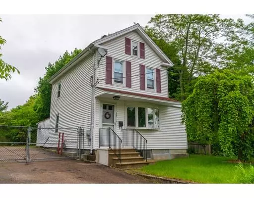 27 Plain St, Stoughton, MA 02072