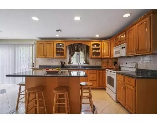 Randolph, MA 02368,65 Tiffany Dr