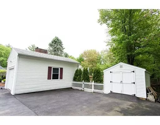 West Boylston, MA 01583,395 Prospect St