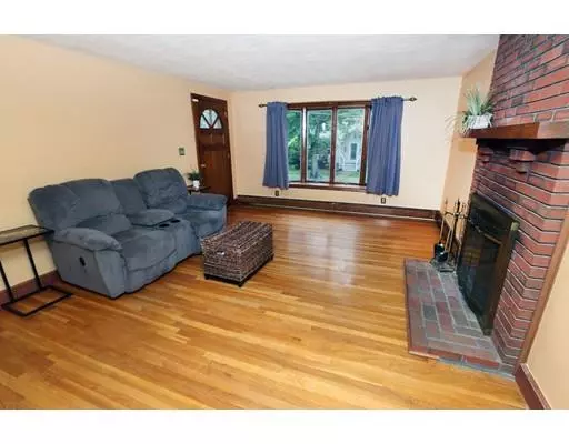 Stoneham, MA 02180,31 Cottage Street