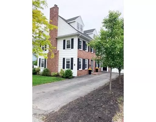 Milton, MA 02186,38 Thompson Lane