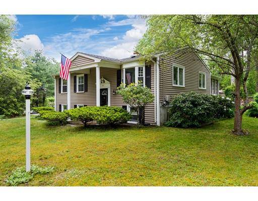 141 Union Bridge Rd, Duxbury, MA 02332