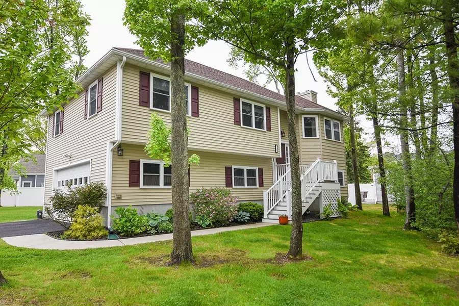 4 Ferry Rd #A, Salisbury, MA 01952