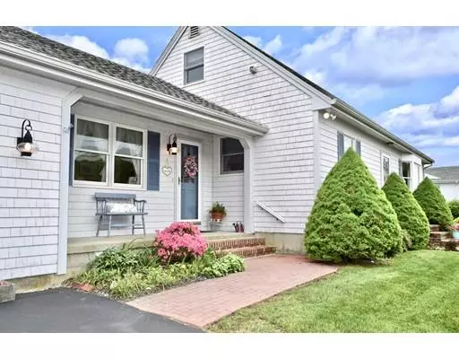 Dartmouth, MA 02747,14 Leonor Dr