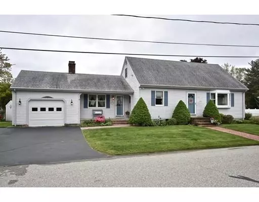 14 Leonor Dr, Dartmouth, MA 02747