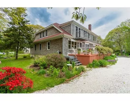 528 Davisville Rd Ext, Falmouth, MA 02536