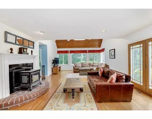 Lincoln, MA 01773,151 Tower Rd