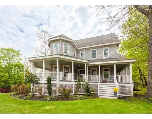 13 Booth Hill Rd, Scituate, MA 02066