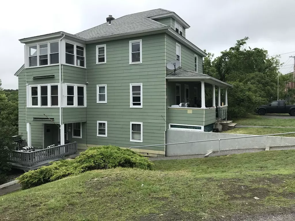 Clinton, MA 01510,298 Main St