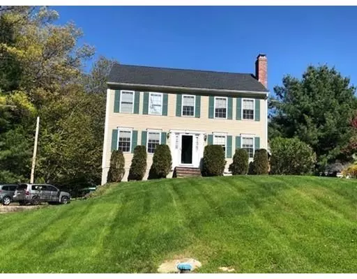 20 Shore Lane, Clinton, MA 01510