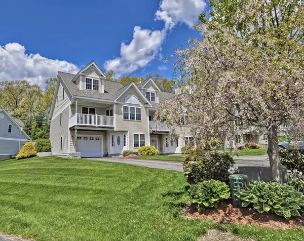 70 Carrington Lane #70, Uxbridge, MA 01569