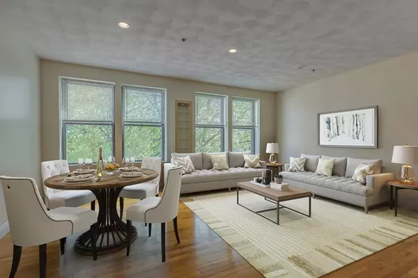 550 Main St #8, Malden, MA 02148