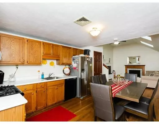 Brockton, MA 02302,21 Dyer St