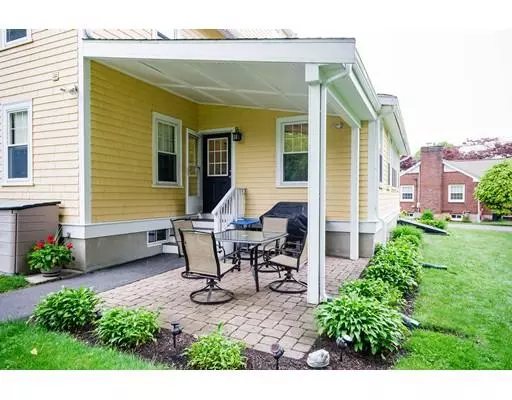 Milton, MA 02186,52 Bartons Lane