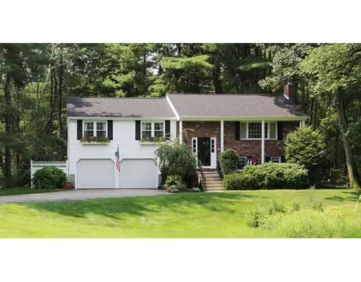15 Lavelle Lane, Framingham, MA 01701