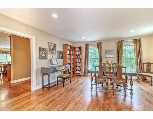 Woburn, MA 01801,58 Tremont