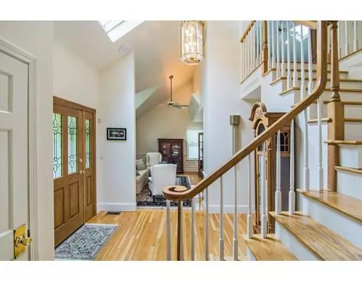 Sutton, MA 01590,524 Central Tpke