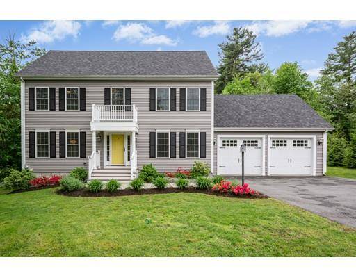 28 Warren St, Upton, MA 01568