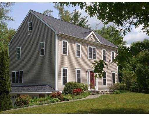 131 Mayflower Rd, Plympton, MA 02367