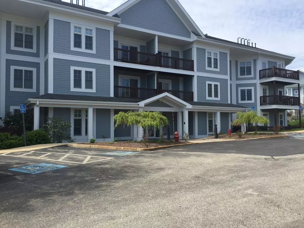 Braintree, MA 02184,501 Commerce Drive #3213