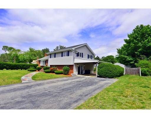 12 Columbus Rd, Woburn, MA 01801