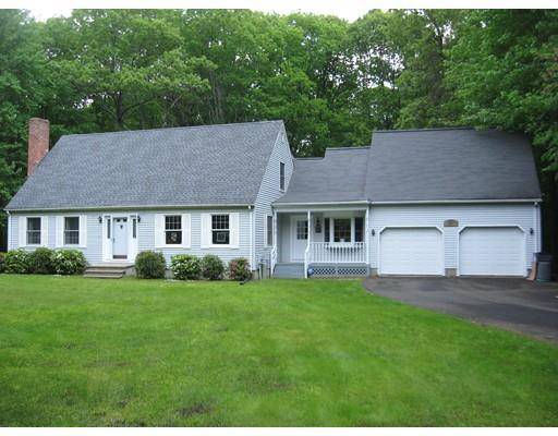 24 Maplecrest Drive, Belchertown, MA 01007