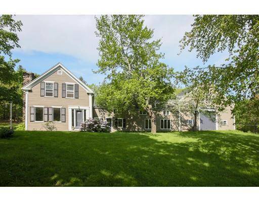 32 Sawyer Ln, Harvard, MA 01451